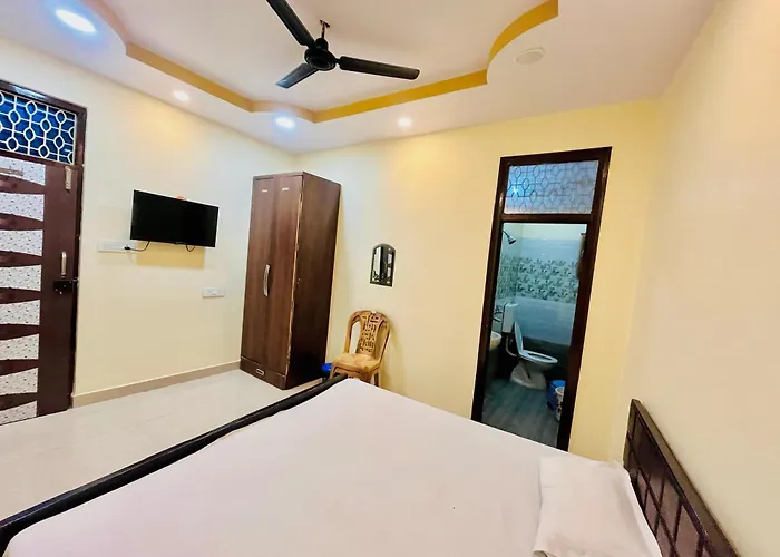Shri Ji Hotel
